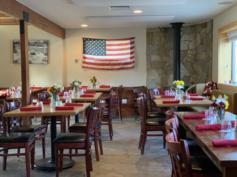 More Photos Of 70125 State Highway 74, Mountain Center Restaurant For Sale