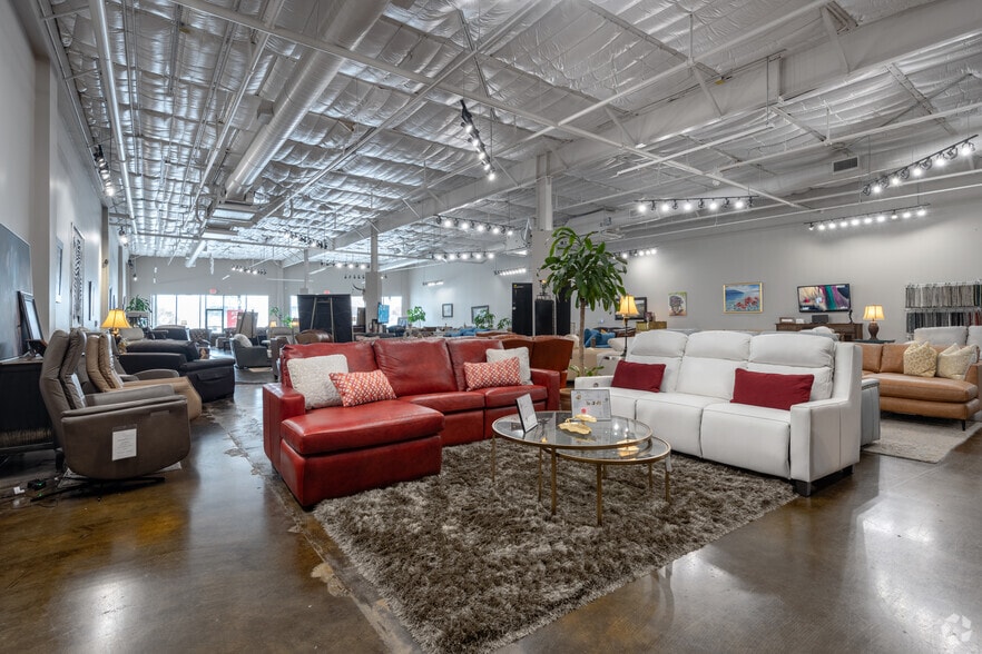 More Photos Of 13945 Research Blvd, Austin Unknown For Lease