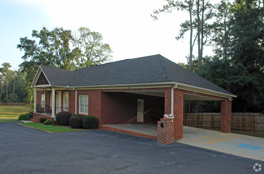 Primary Photo Of 4568 Covington Hwy, Decatur Office For Lease