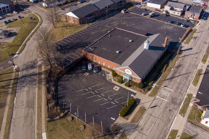 More Photos Of 20 Iron Gate Park Dr, Centerville Storefront Retail Office For Lease