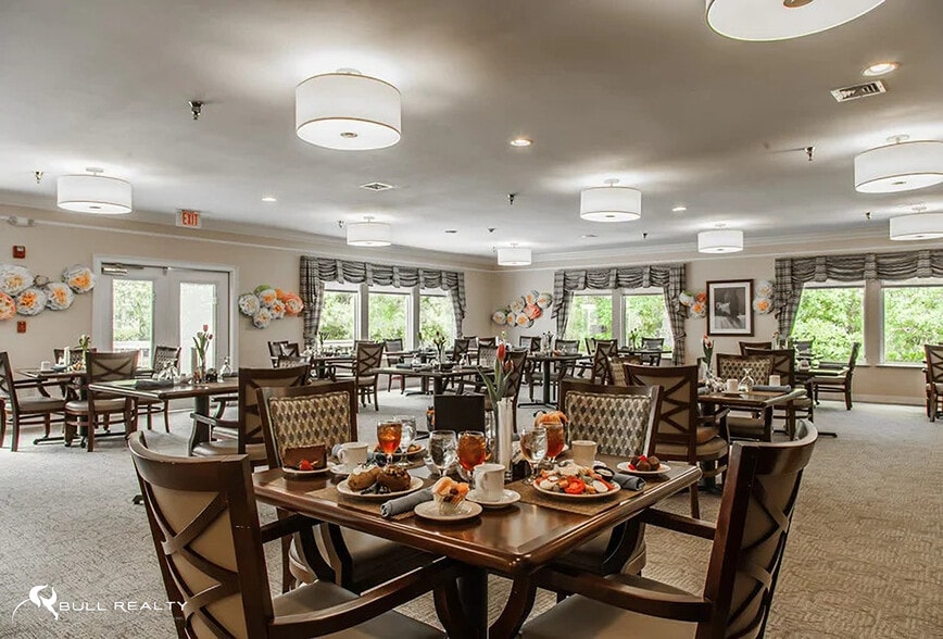 More Photos Of 2333 Ashley River Rd, Charleston Assisted Living For Sale