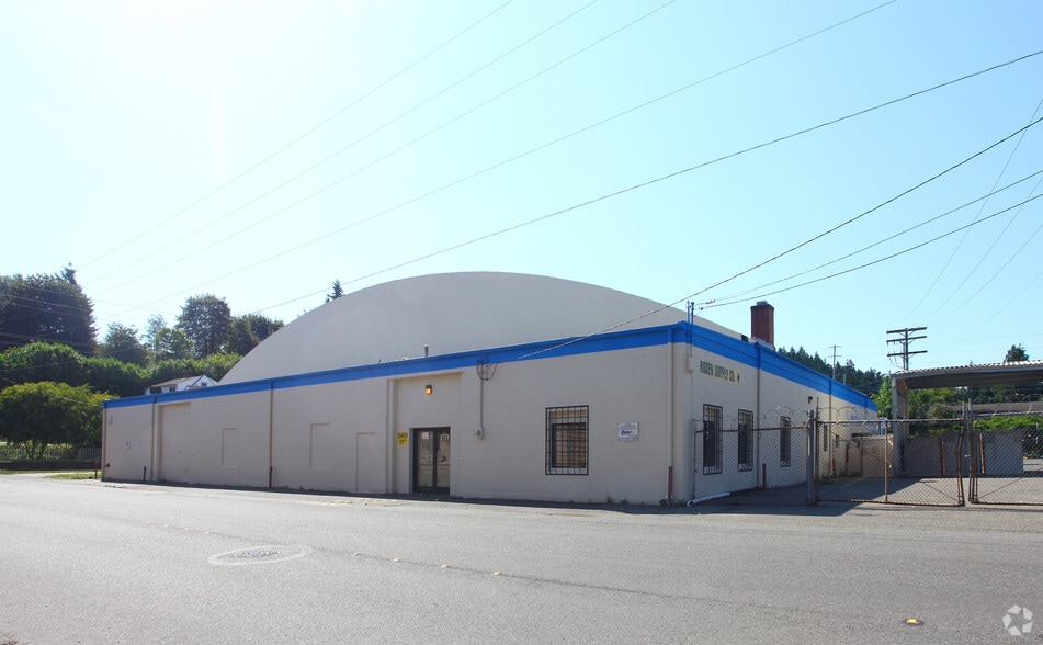 Primary Photo Of 3405 11th St, Bremerton Warehouse For Sale