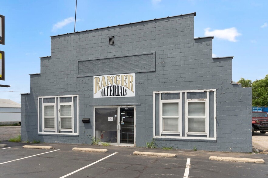 More Photos Of 310 Argonne Rd, Warsaw Warehouse For Sale