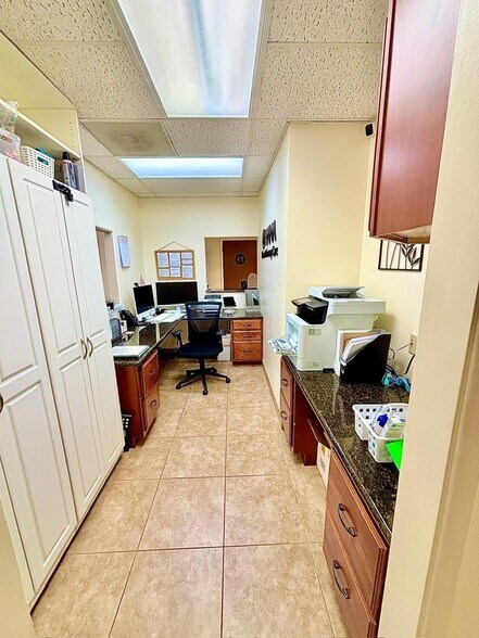 More Photos Of 6502-6564 E Carondelet Dr, Tucson Medical For Sale