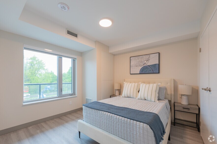 More Photos Of 1015 Innisfil Beach Road, Innisfil Apartments For Lease