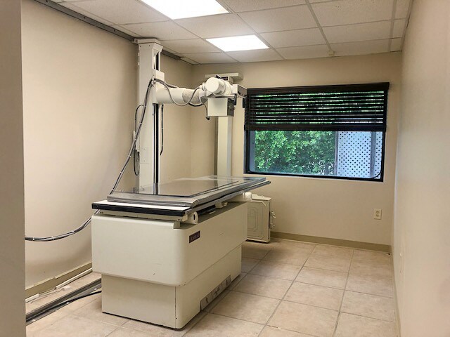 More Photos Of 5701 Overseas Hwy, Marathon Medical For Sale