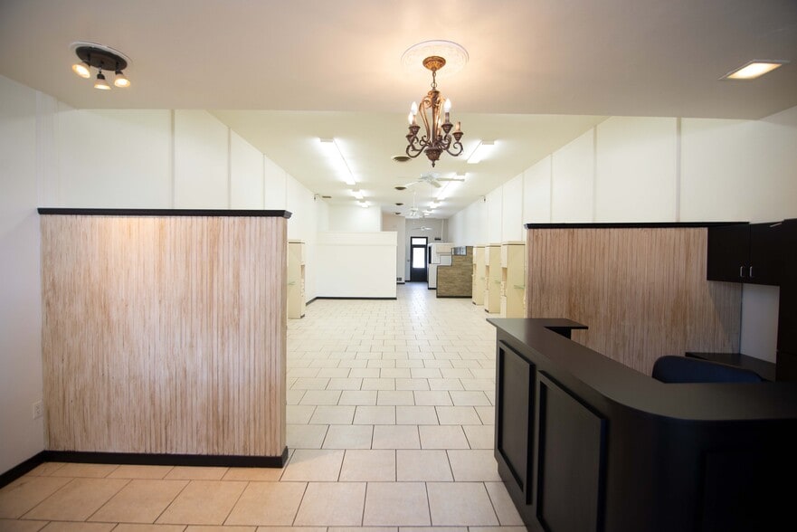 More Photos Of 49-53 E Foothill Blvd, Arcadia Medical For Lease