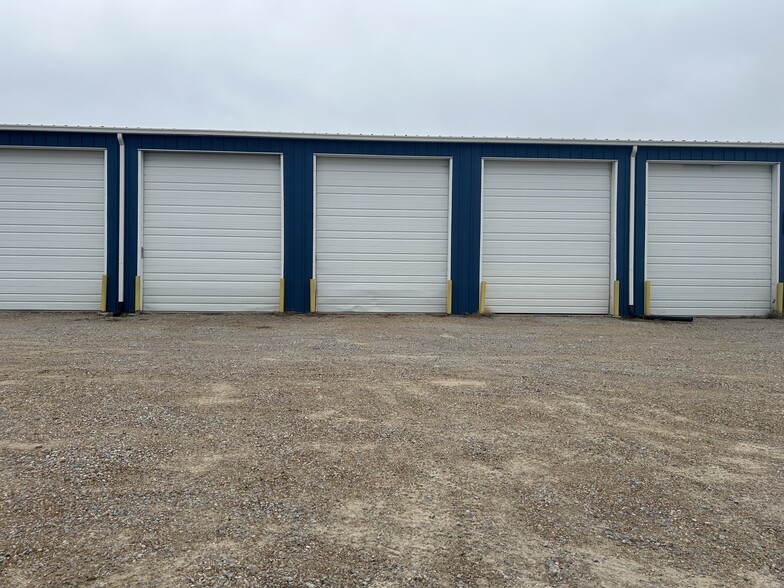 Primary Photo Of 4701 S Limit Ave, Sedalia Warehouse For Lease