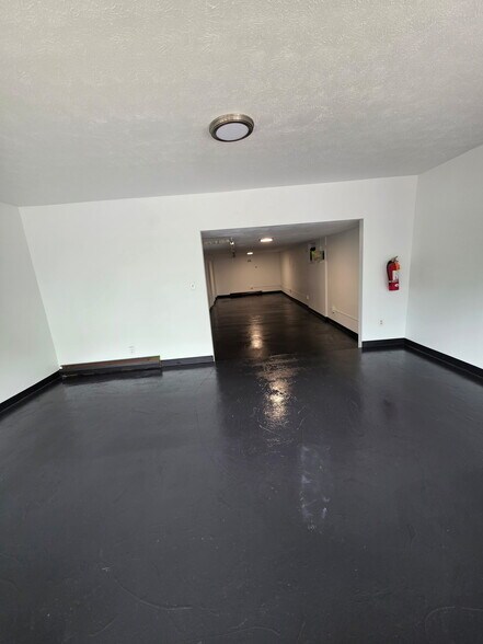 More Photos Of 1812 S Braddock Ave, Pittsburgh Apartments For Lease