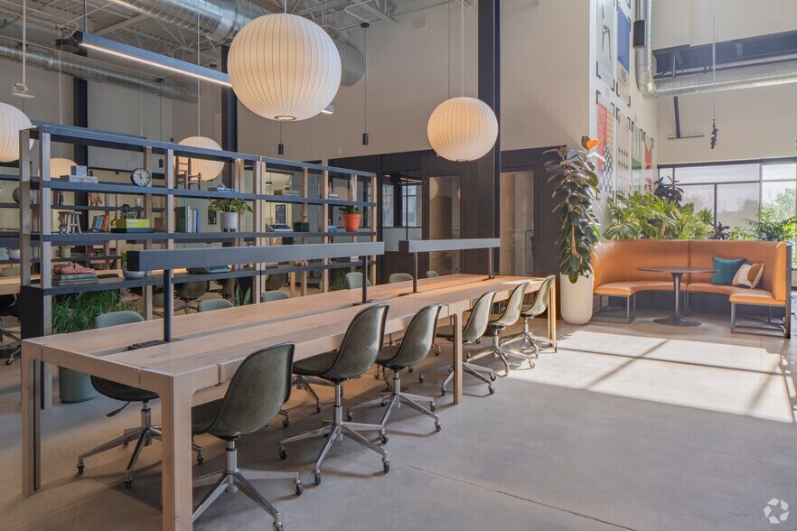 More Photos Of 2650 W Belleview Ave, Littleton Coworking Space