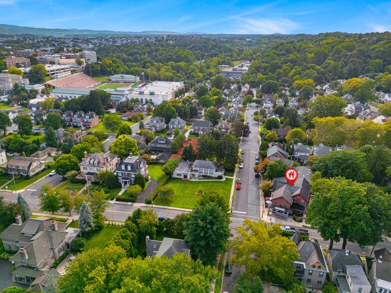 More Photos Of 700 Cattell St, Easton General Retail For Sale