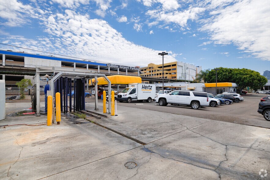 More Photos Of 1120 W Laurel St, San Diego Auto Dealership For Lease