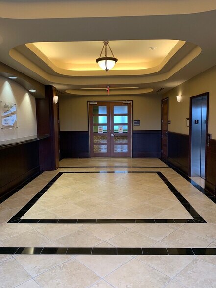 More Photos Of 354 Newnan Crossing Byp, Newnan Coworking Space