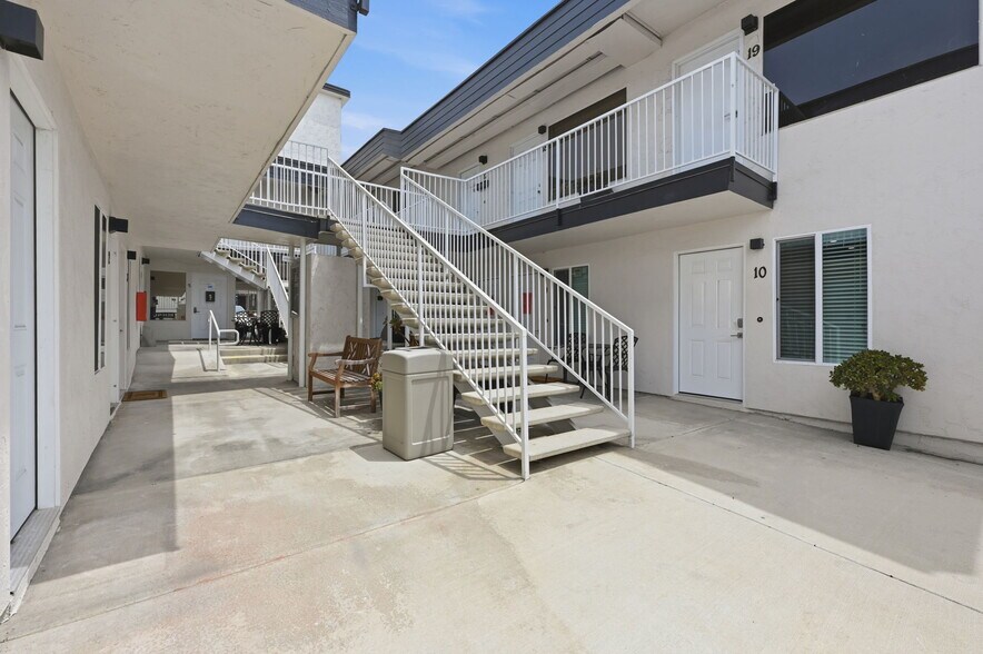 More Photos Of 2005 Highland Ave, National City Apartments For Sale