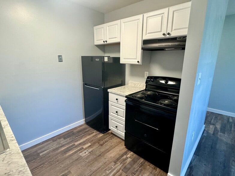 More Photos Of 3217 Wilmington Pike, Dayton Apartments For Sale