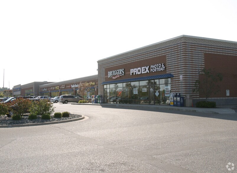 More Photos Of 1960-2080 Market Dr, Stillwater Storefront For Lease