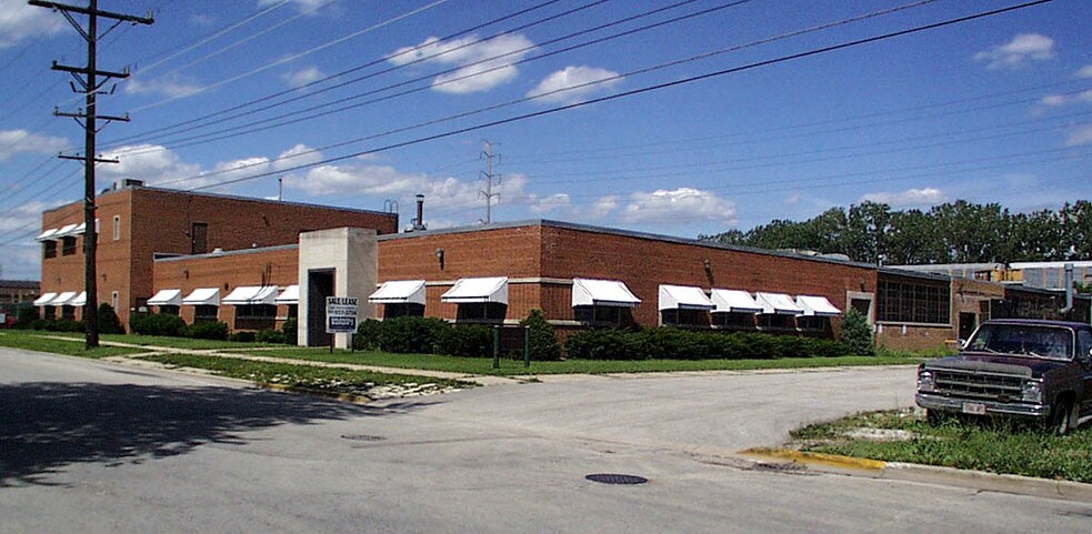 More Photos Of 1023 Cernan Dr, Bellwood Industrial For Sale