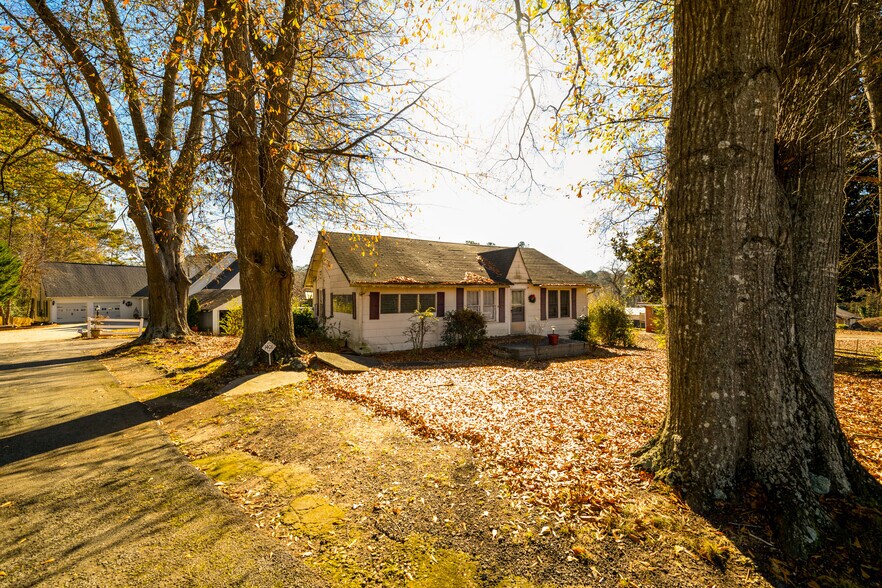 More Photos Of 1401 Buford Hwy, Buford Land For Sale