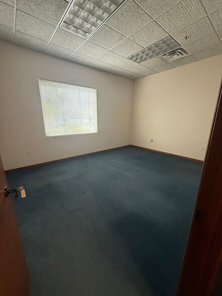 More Photos Of 11031 US Hwy 19 N, Port Richey Medical For Lease