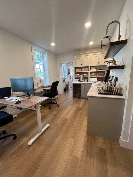 More Photos Of 331 W Miner St, West Chester Office For Lease