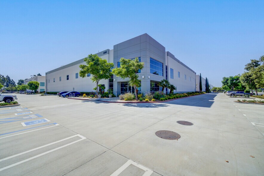 Primary Photo Of 3390 E Miraloma Ave, Anaheim Warehouse For Lease