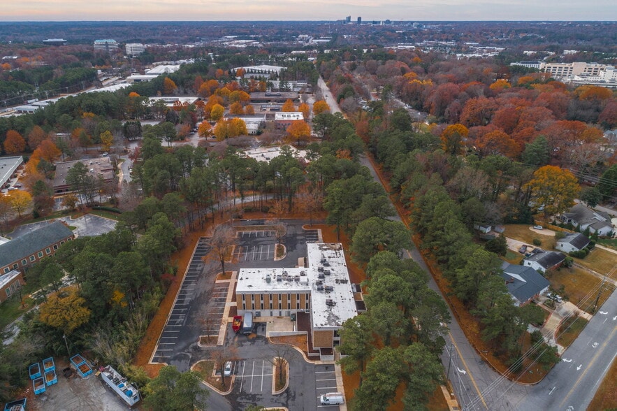 More Photos Of 3610 Bush St, Raleigh Medical For Lease