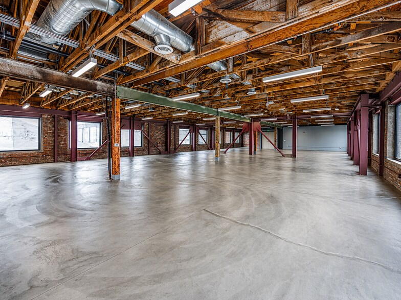 More Photos Of 440 Seaton St, Los Angeles Loft Creative Space For Sale