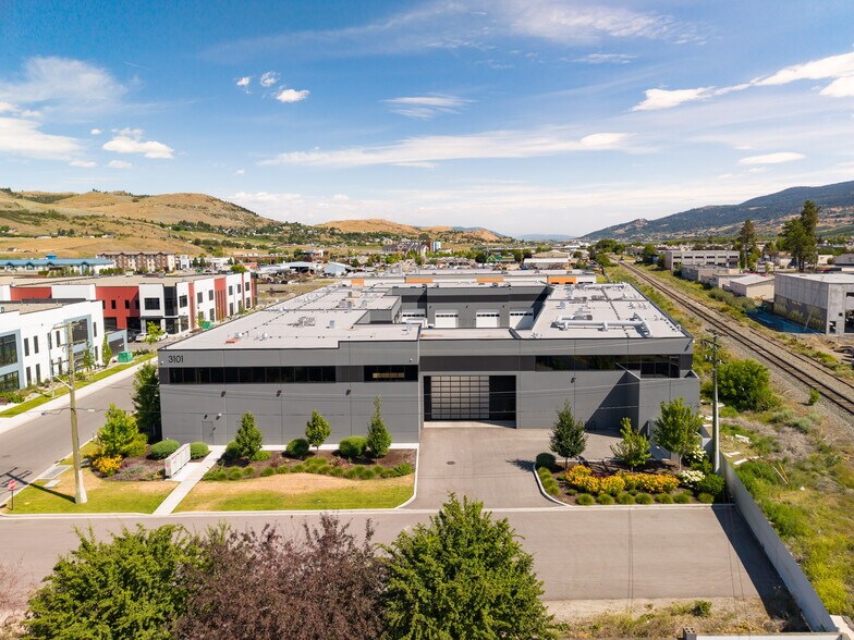 More Photos Of 3101 45 Av, Vernon Warehouse For Sale