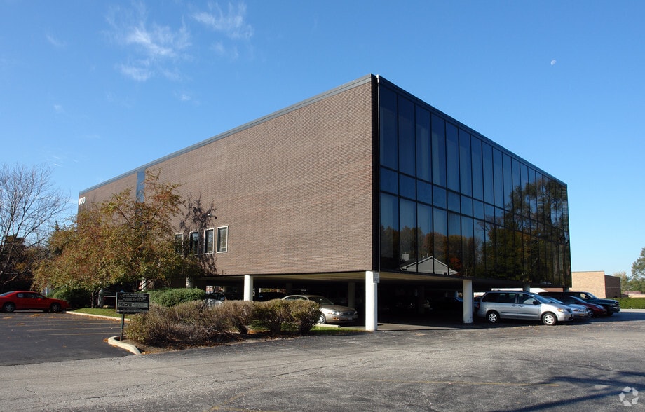 More Photos Of 800 E Northwest Hwy, Mount Prospect Office Residential For Sale