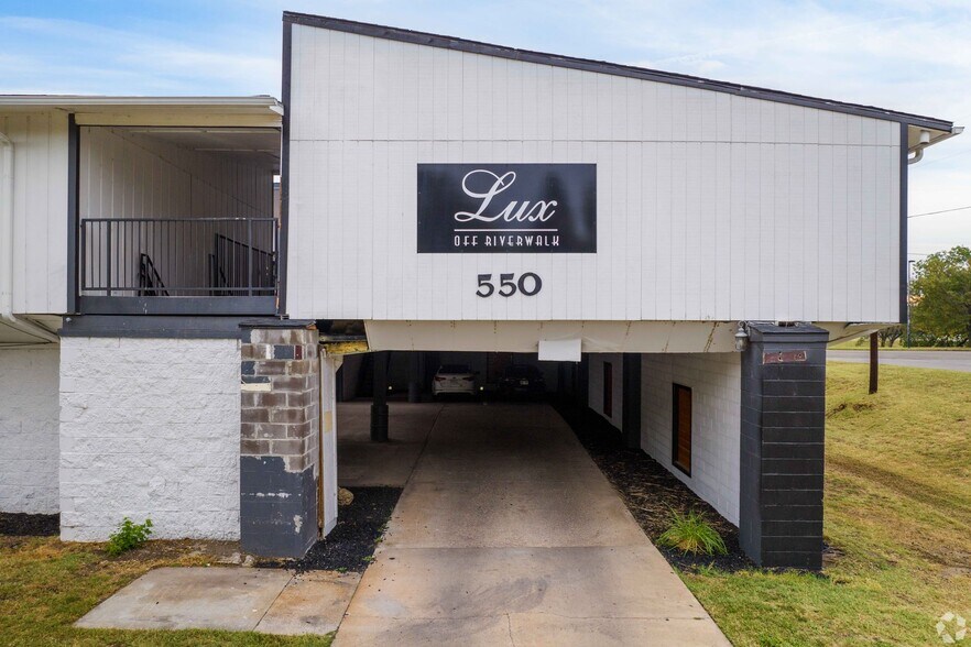 More Photos Of 425 W Taft St, Wichita Apartments For Sale