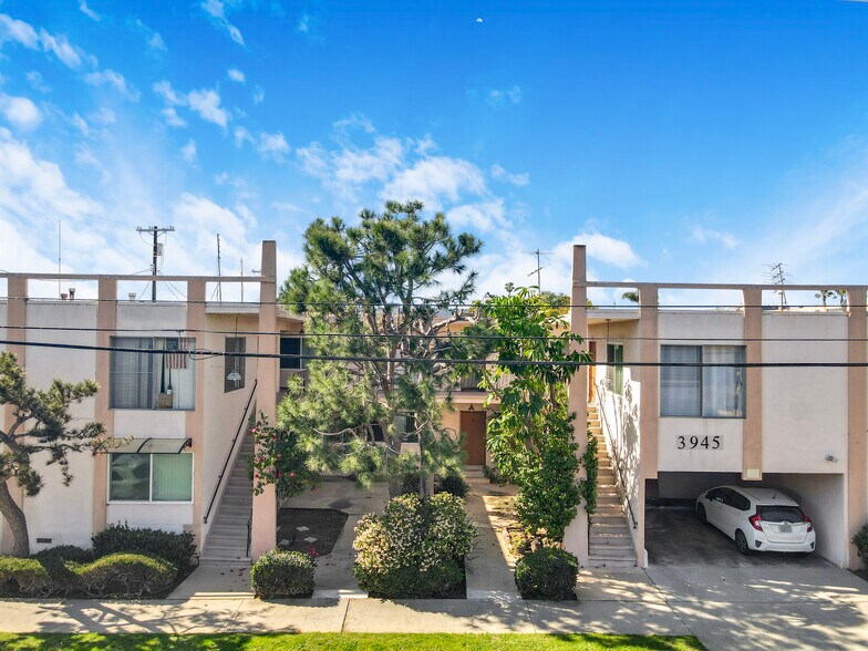 More Photos Of 3945 Frances Ave, Los Angeles Multifamily For Sale