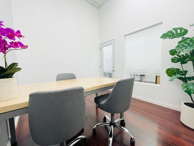 More Photos Of 8342 Garden Grove Blvd, Garden Grove Coworking Space