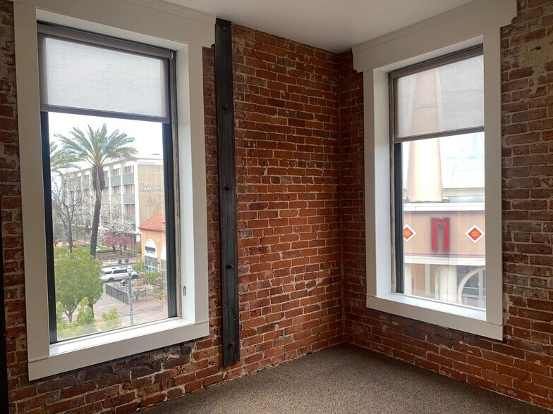 More Photos Of 125 Bridge Pl, Stockton Office For Lease