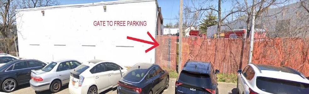 More Photos Of 96 Commercial St, Freeport Warehouse For Sale