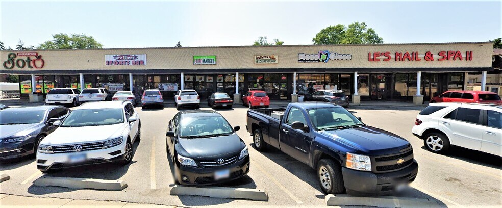 Primary Photo Of 1108-1132 Lee St, Des Plaines Storefront For Lease
