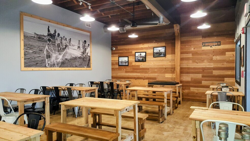 More Photos Of 15507 S Route 59, Plainfield Storefront Retail Office For Lease
