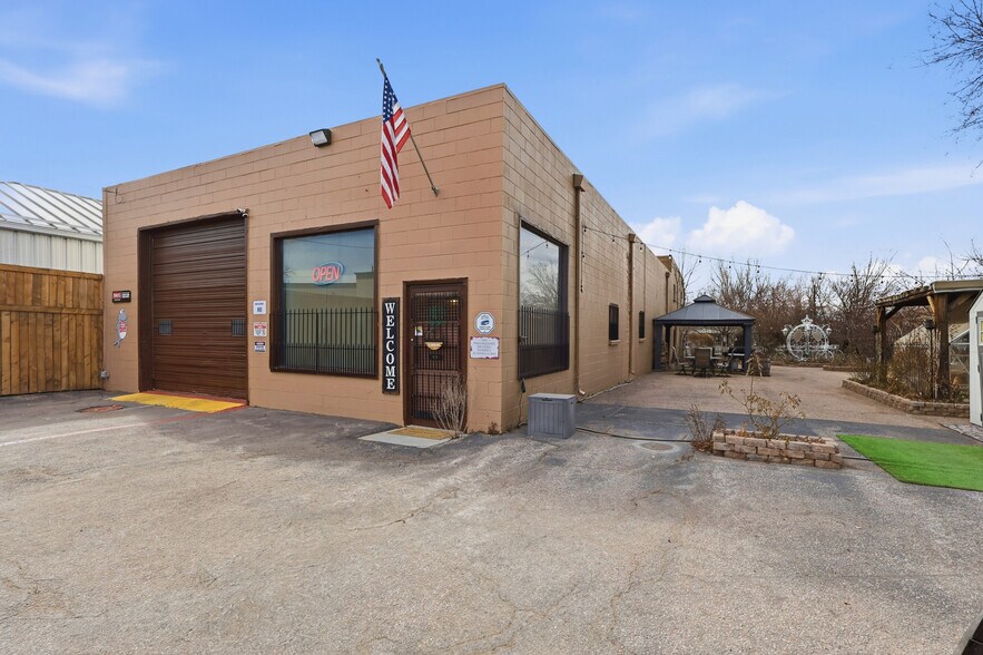 Primary Photo Of 4615 S Santa Fe Dr, Englewood Service For Sale