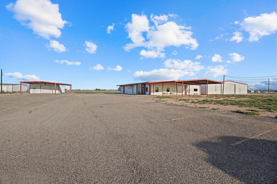More Photos Of 2769 N Frankford Ave, Lubbock Warehouse For Sale