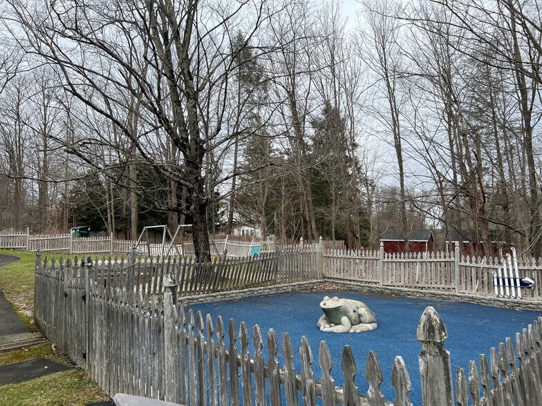 More Photos Of 602 Ridgebury Rd, Ridgefield Daycare Center For Lease