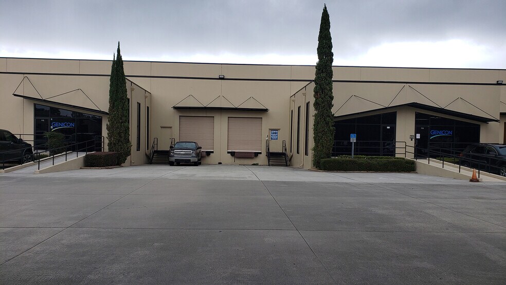 More Photos Of 6903 Stapoint Ct, Winter Park Industrial For Sale
