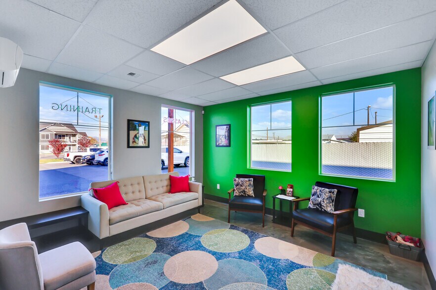 More Photos Of 16614 E Sprague Ave, Veradale Freestanding For Sale