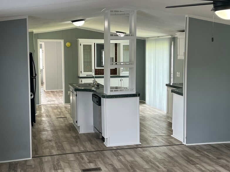 More Photos Of 7322 Highway 122 E, Ray City Manufactured Housing Mobile Home Park For Sale