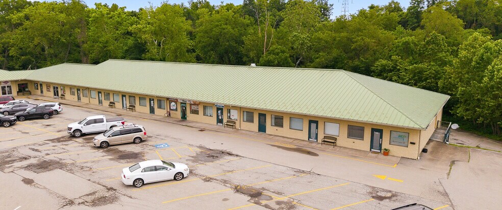 More Photos Of 6 Oliver Rd, Uniontown Freestanding For Lease