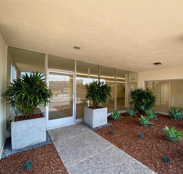 More Photos Of 9152 Rosecrans Ave, Bellflower Warehouse For Lease