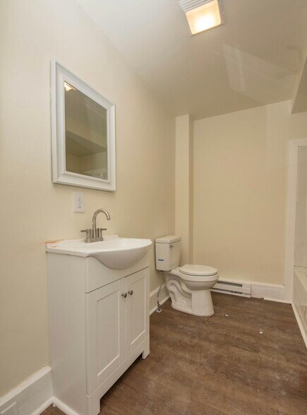 More Photos Of 16-20 E Main St, Plymouth Storefront Retail Residential For Sale