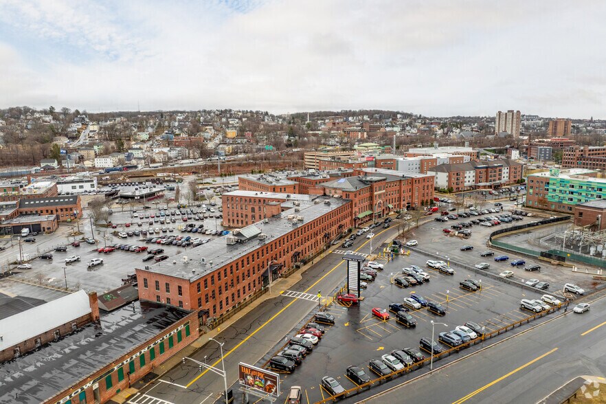 More Photos Of 108 Grove St, Worcester Office For Lease