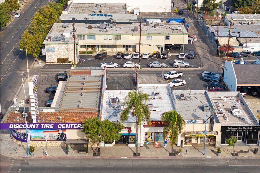 More Photos Of 21627 Sherman Way, Canoga Park Storefront For Sale
