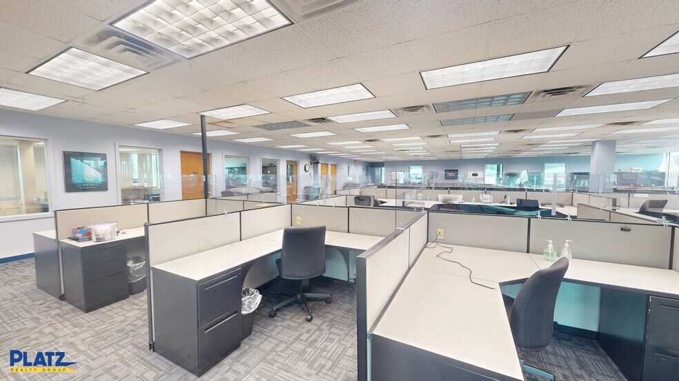 More Photos Of 4005 Hillman St, Youngstown Bank For Sale