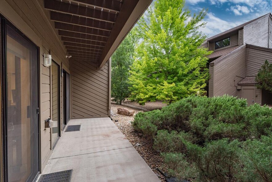 More Photos Of 6450 S Quebec St, Centennial Loft Creative Space For Lease