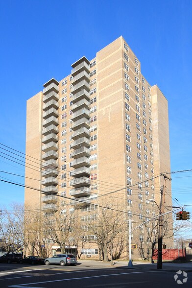 Primary Photo Of 7 Hegeman Ave, Brooklyn Apartments For Lease